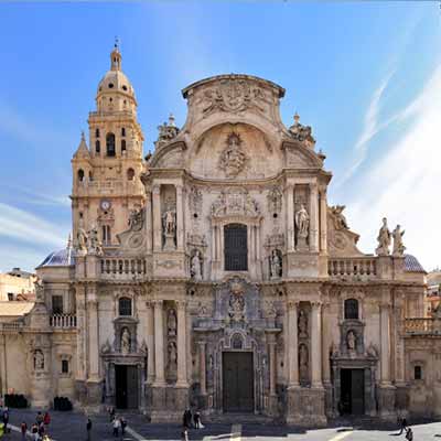 De la Catedral a Alfonso X "El Sabio"